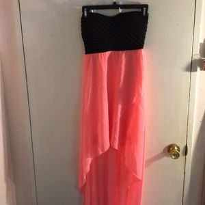 Women’s high low strapless dress